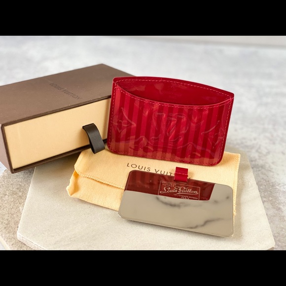 Auth Louis Vuitton Amour Mirror with Vernis Case - Picture 2 of 6